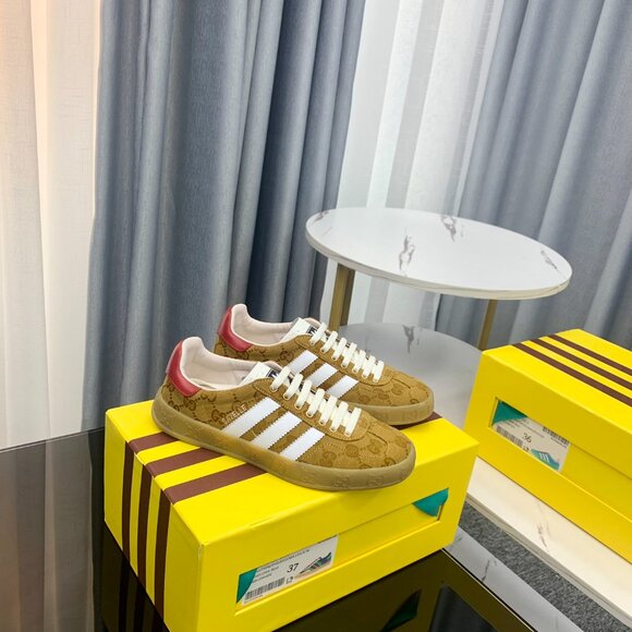 Adidas x Gucci Gazelle Sneaker Tan Monogram Wom - Picture 4 of 8